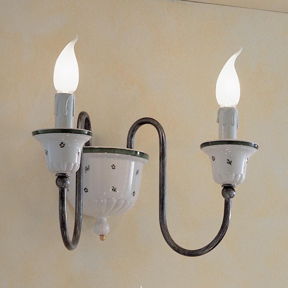 zelena malovana keramika lampa klasicky mediteransky obciansky elegantna dvojita ziarovka kuchyna obyvacka spalna stenova lampa rucne malovana vzorovana provensalsky provence toskansky taliansky.jpg